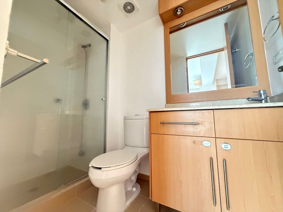 9 de 20: Baño Completo