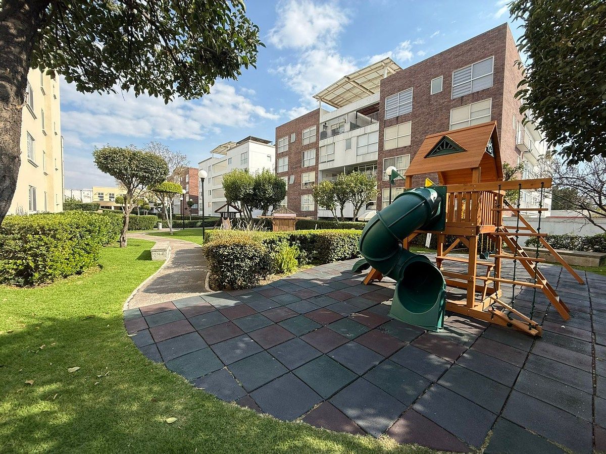 19 de 20: Área Infantil