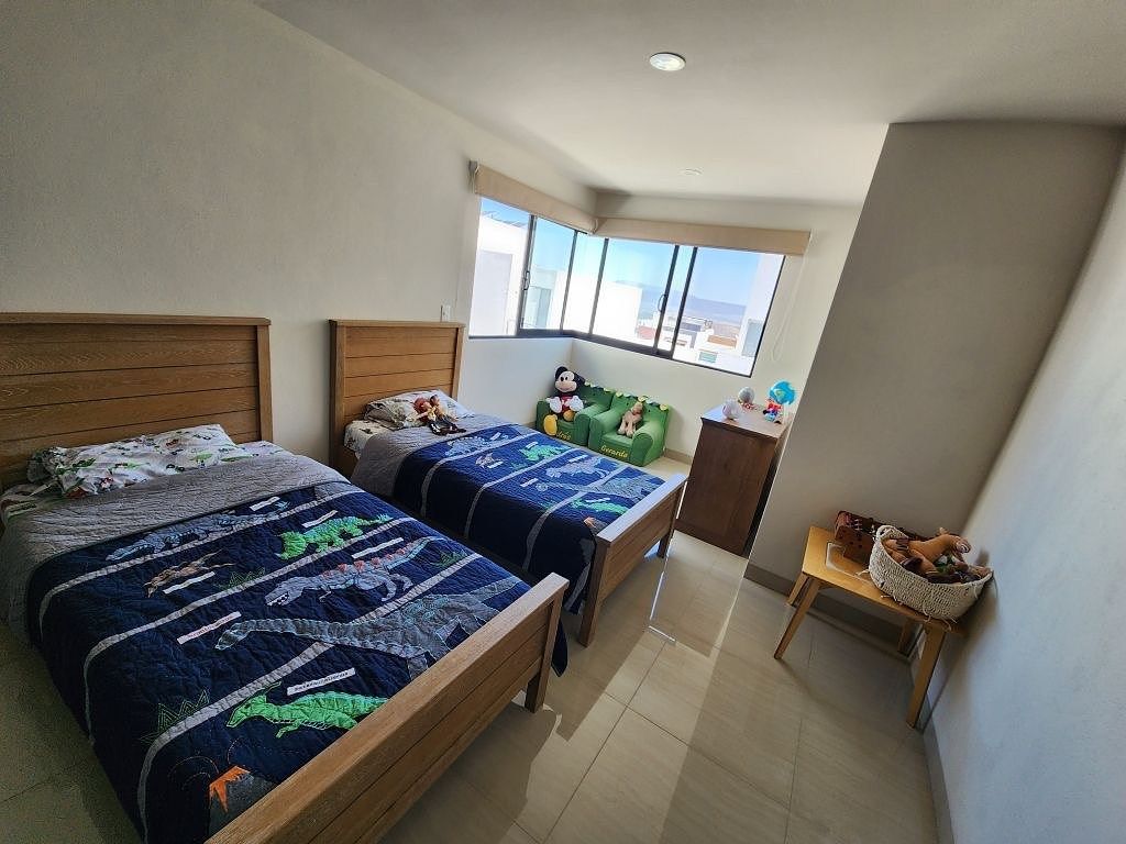 5 of 11: Habitación  secundaria