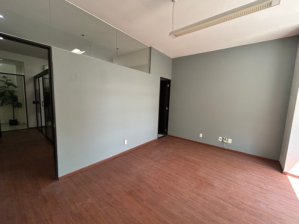 3 of 14: Oficina en Renta en Guadalupe Inn Rayo Vende ®