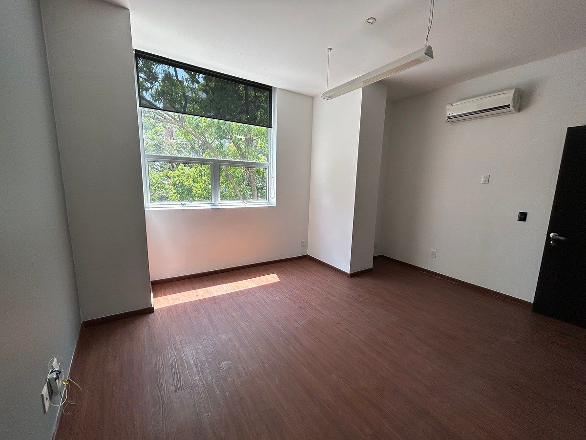 6 of 14: Oficina en Renta en Guadalupe Inn Rayo Vende ®