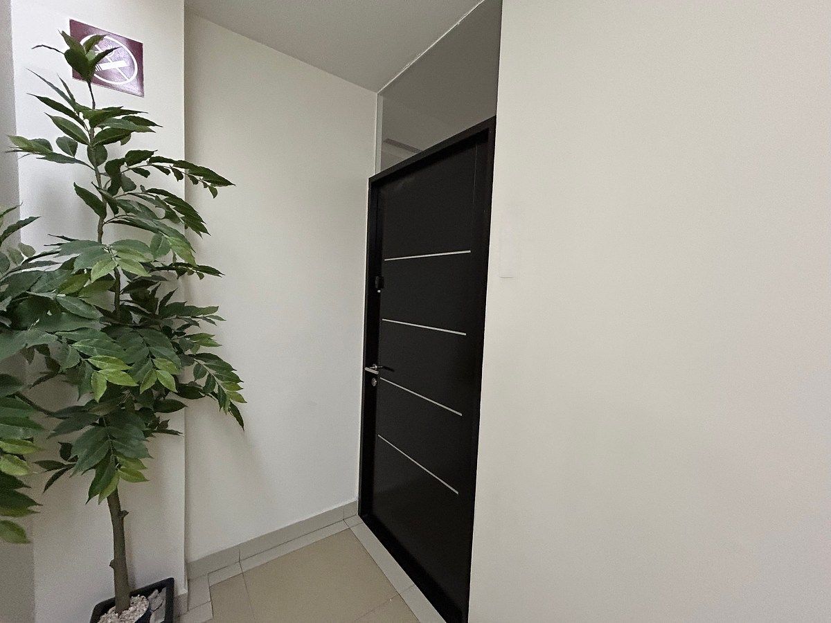 10 of 14: Oficina en Renta en Guadalupe Inn Rayo Vende ®