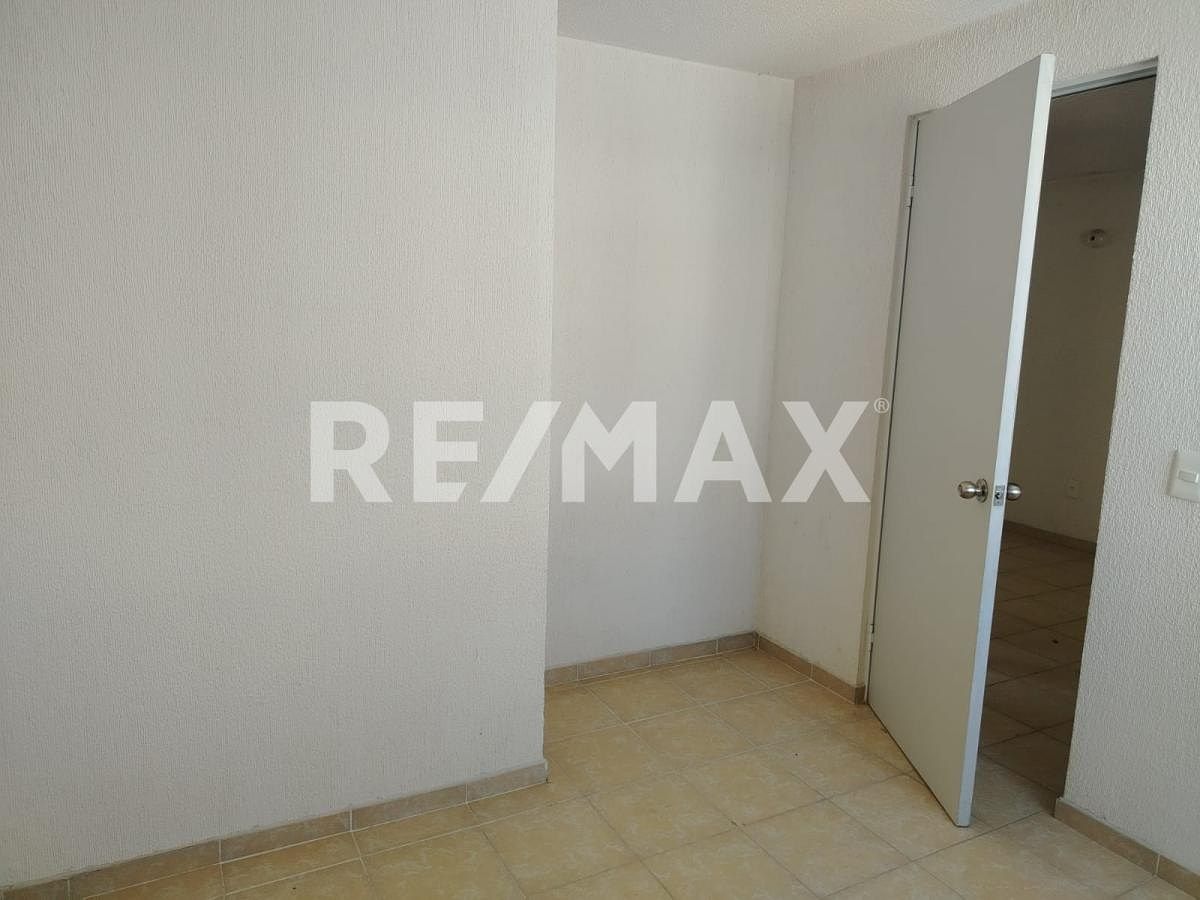 9 de 13: RECÁMARA 1 ÁREA DE CLOSET.