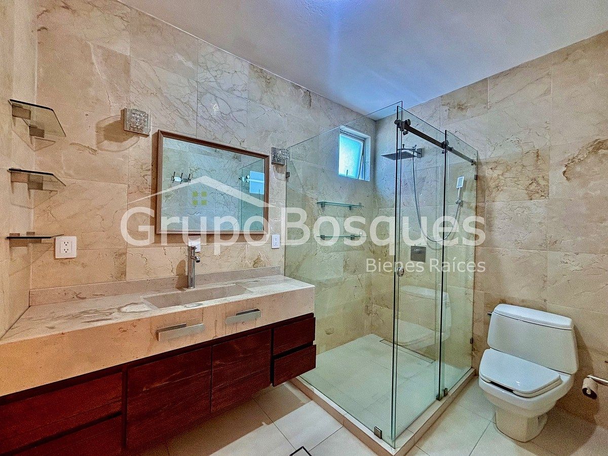 25 de 40: BANO RECAMARA PRINCIPAL