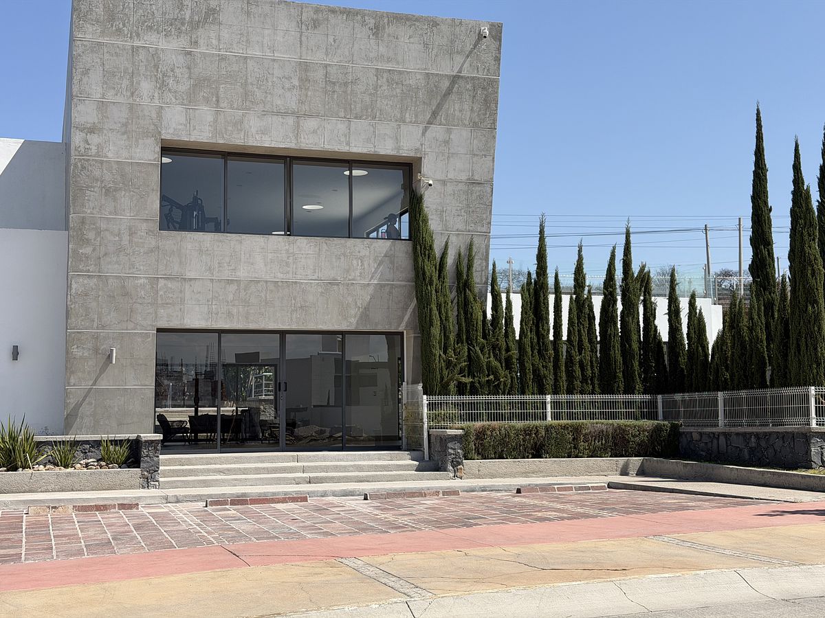 34 of 48: Área de amenidades