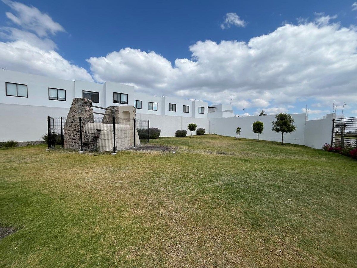 19 de 21: Área común.