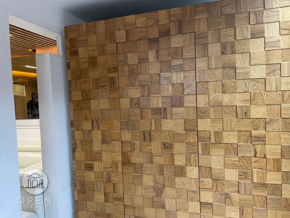 5 de 27: DETALLE ENTRADA BAÑO VISITAS