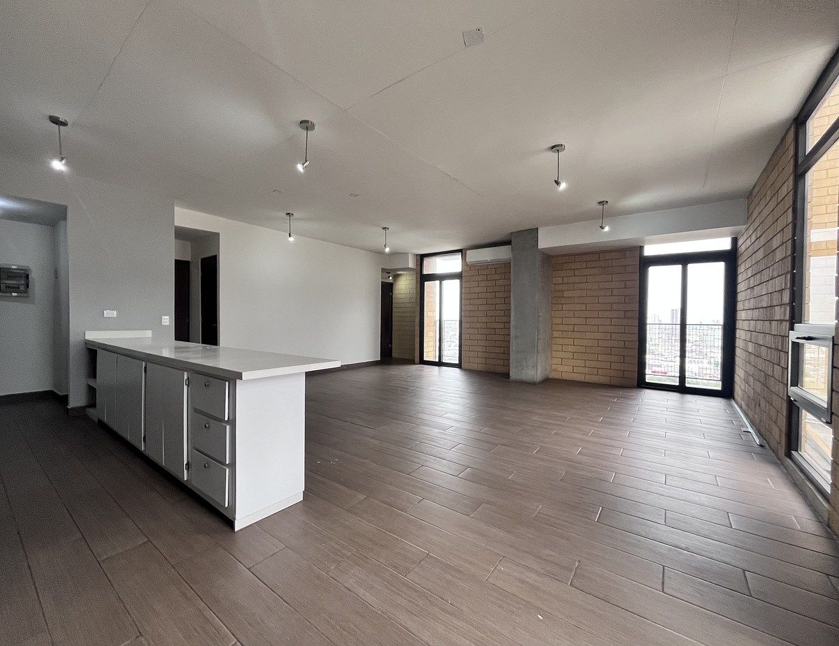 3 de 13: Sala comedor