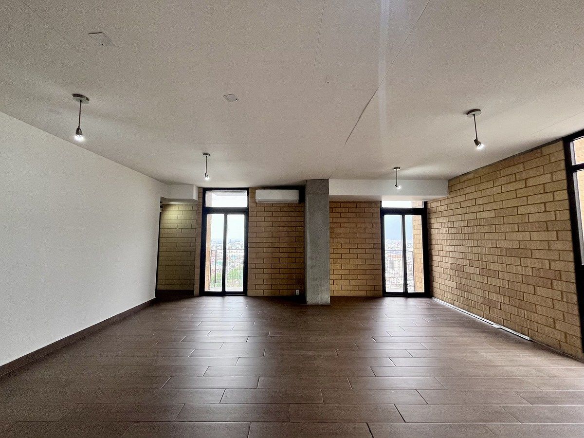 4 de 13: Sala comedor