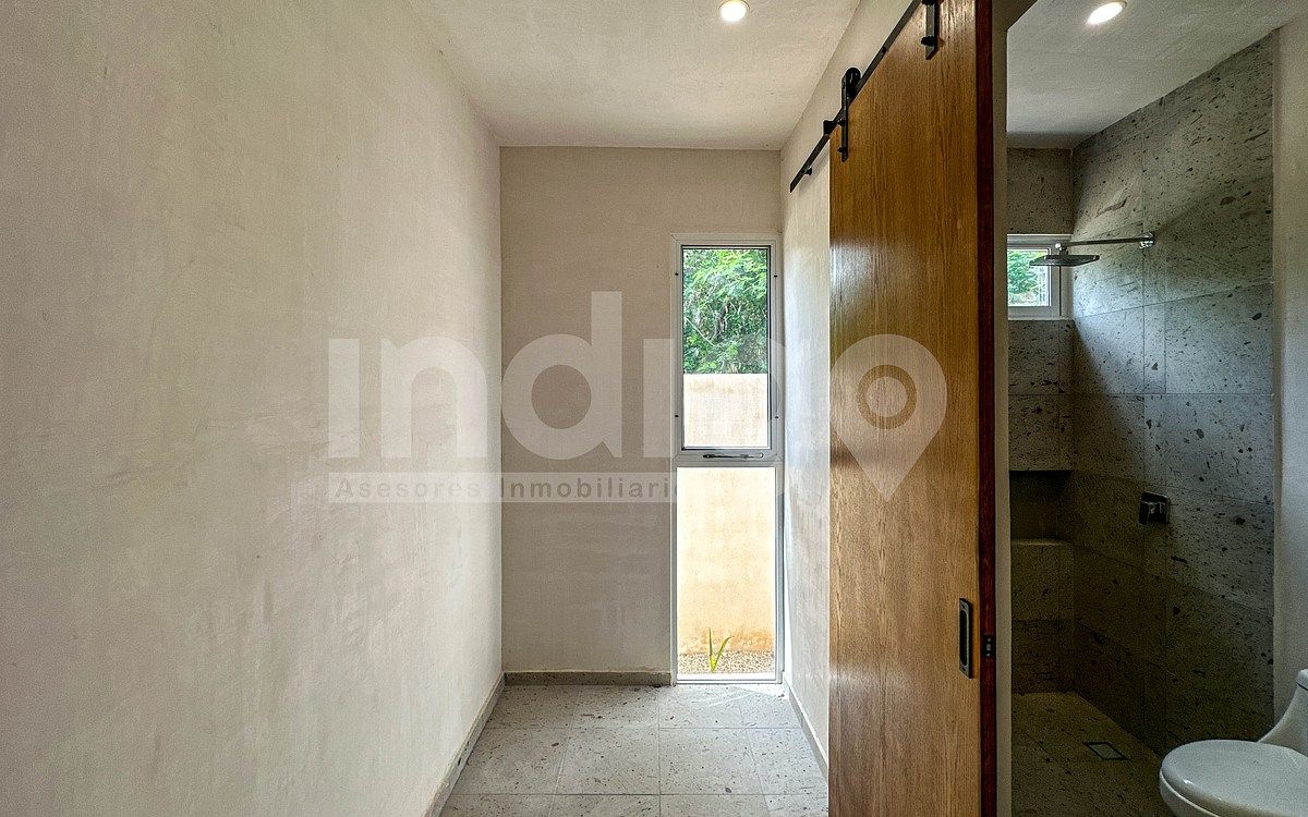 38 de 50: Vestidor Recámara Secundaria 2