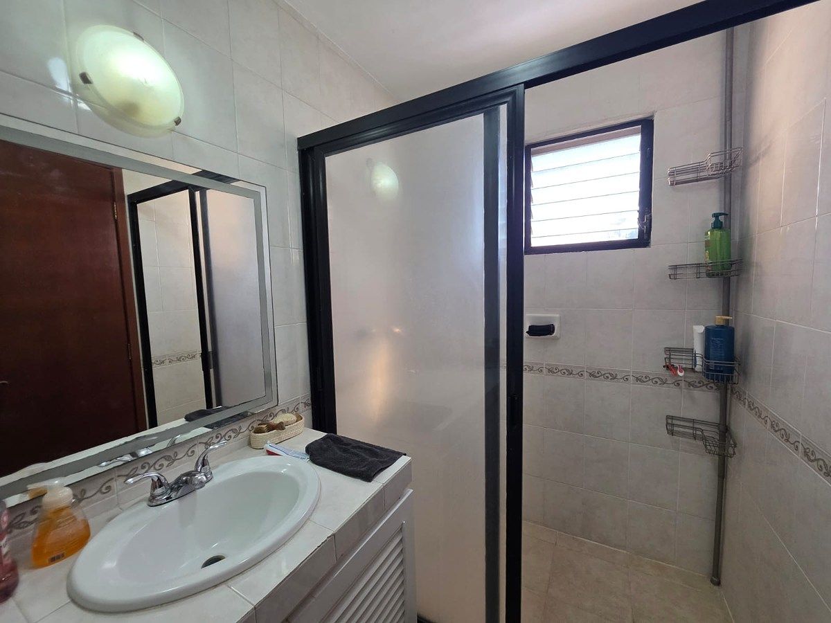 15 de 20: Baño Tercera Recámara