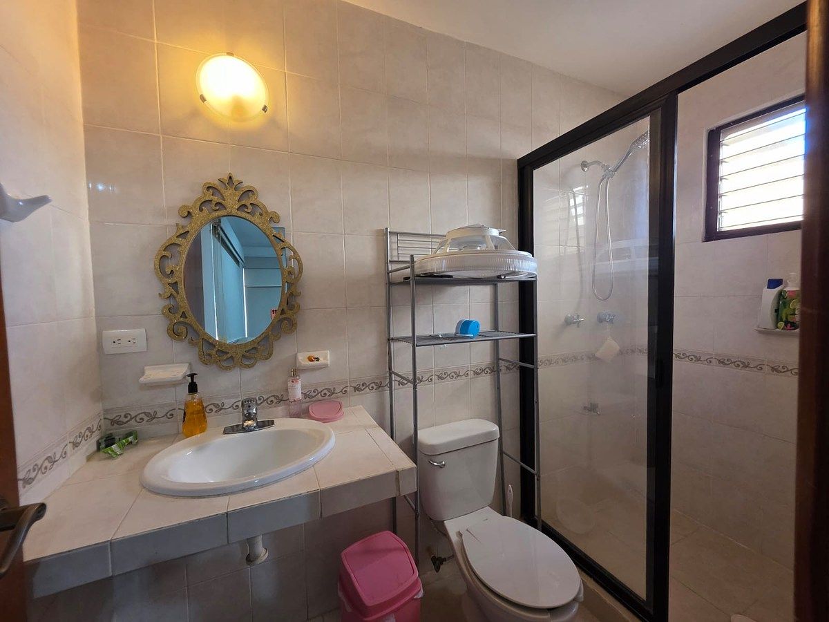 11 de 17: Baño Segunda Recámara