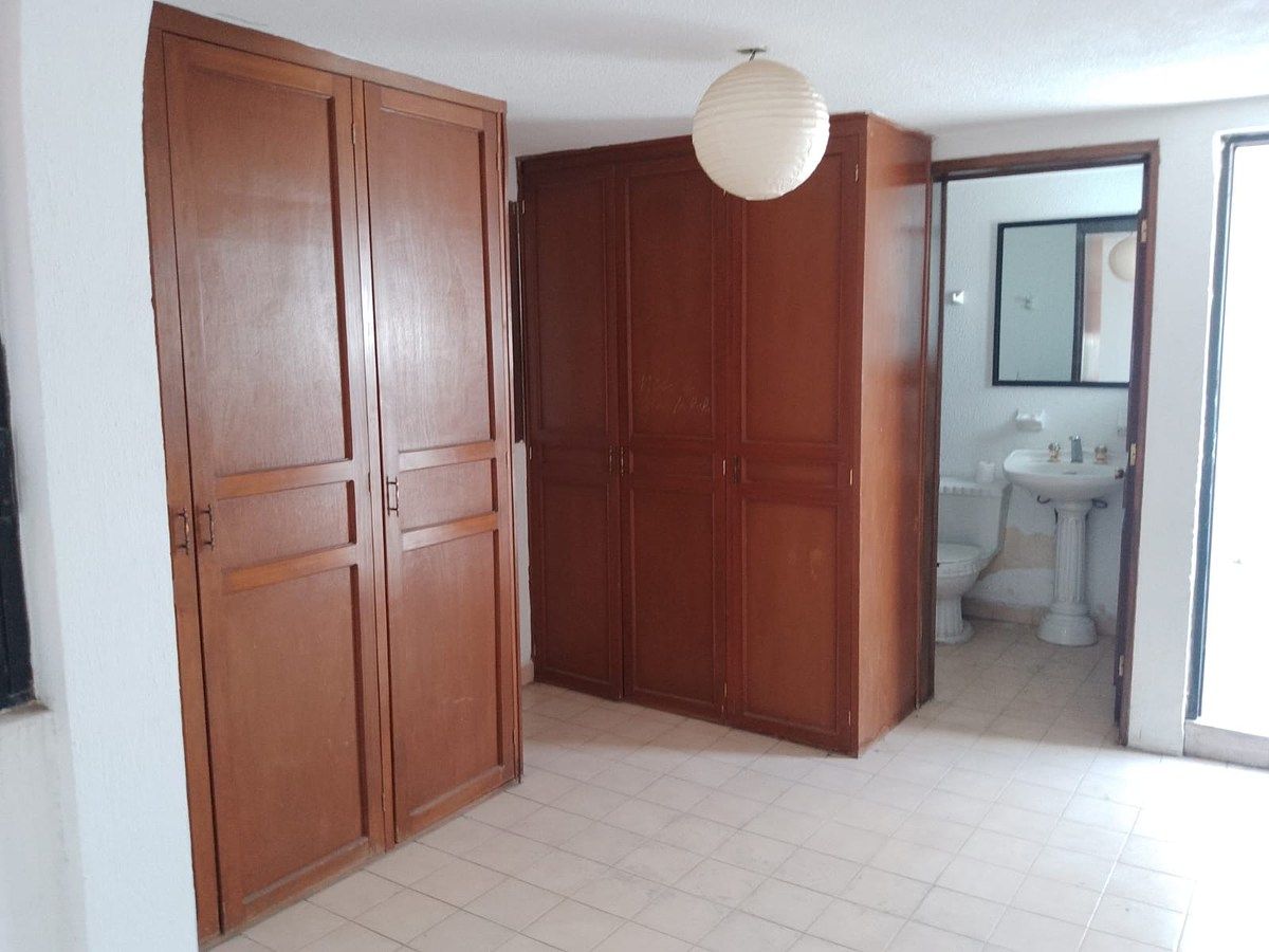 8 de 21: 2 Closets | Recamara de 2 Niveles