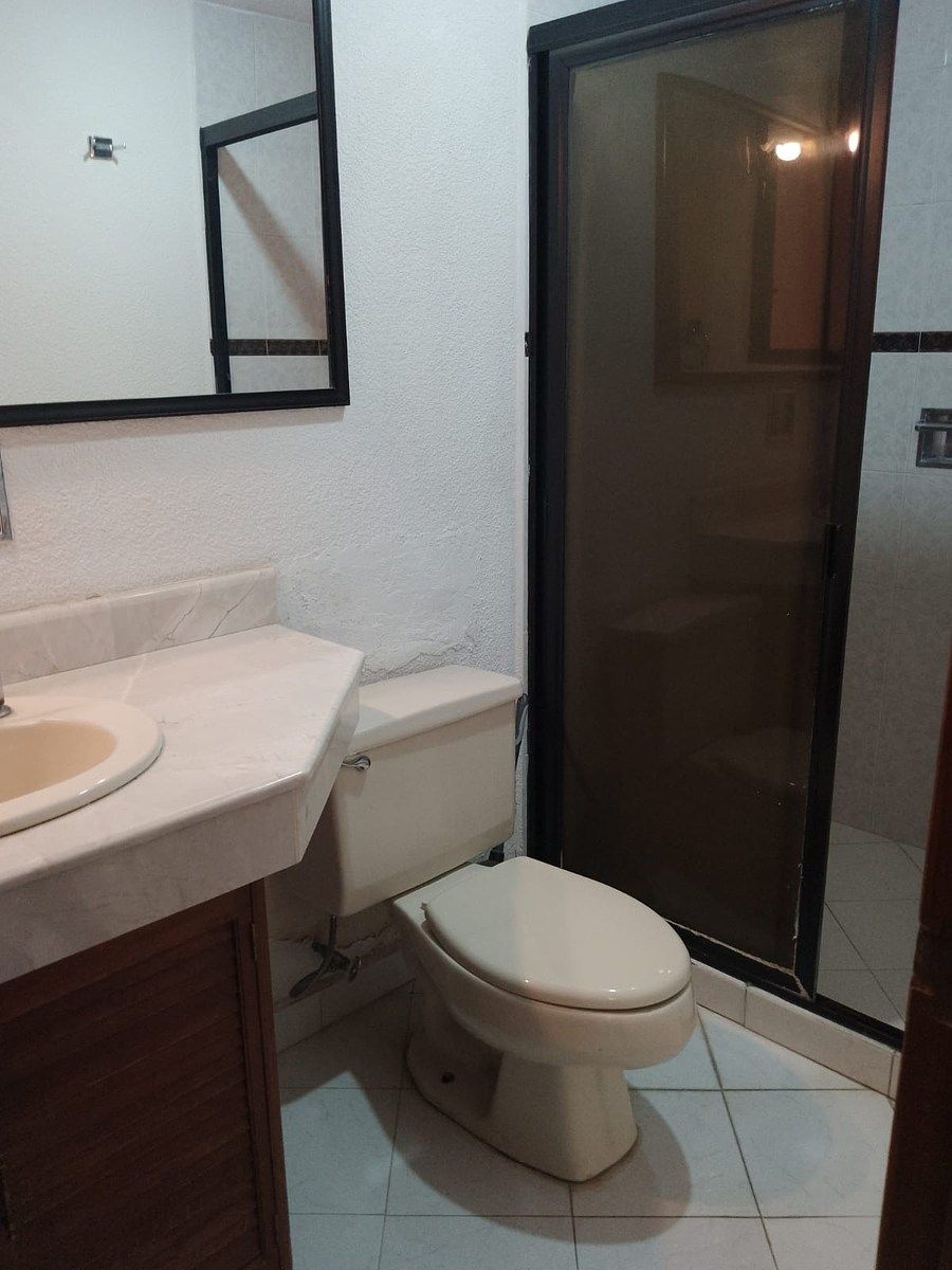 19 de 21: Baño Recamara 2