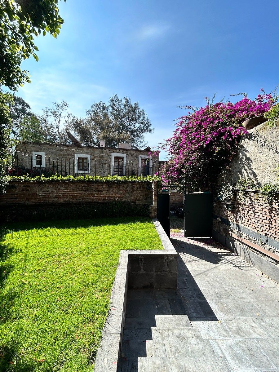 Casa para alugar em Lomas de Santa Fe., foto 1 de 21