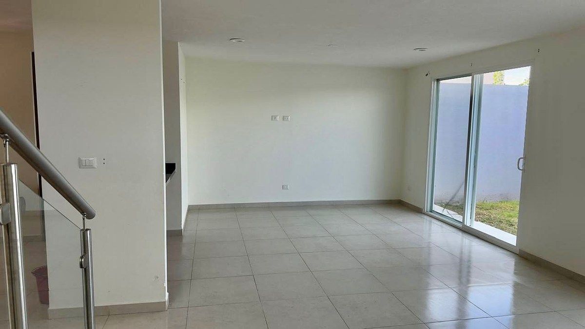 8 de 16: Area de comedor