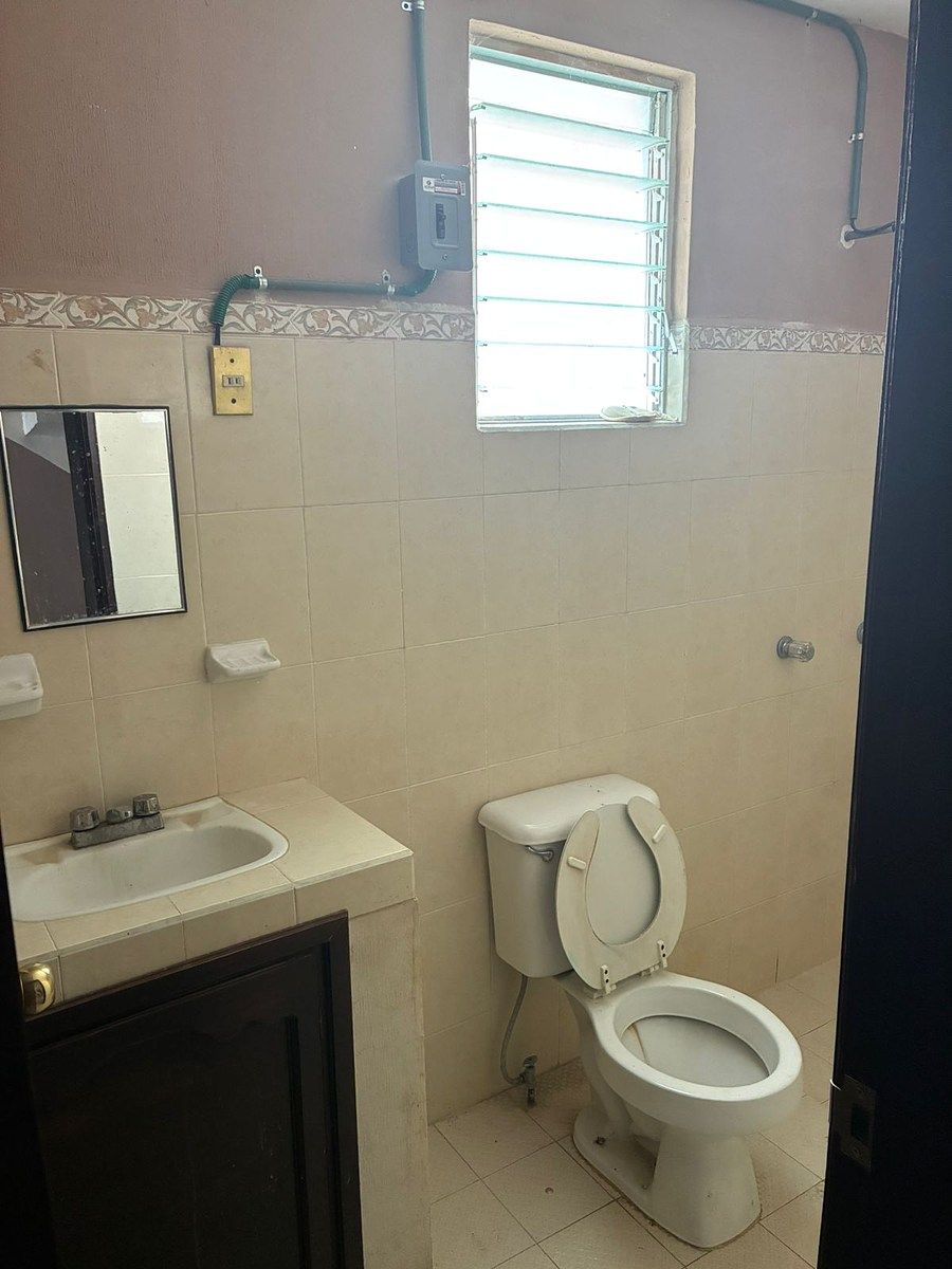 15 de 27: baño completo planta baja