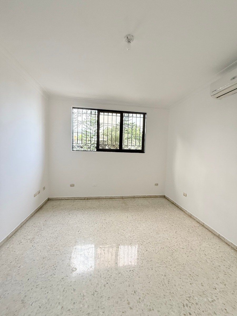Casa en Altos de Arroyo Hondo II, Santo Domingo Centro (Distrito Nacional), foto 3 de 19