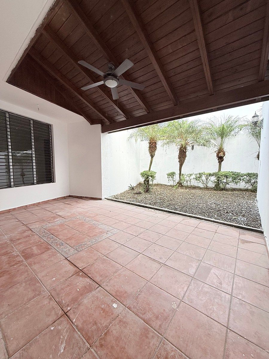 Casa en Altos de Arroyo Hondo II, Santo Domingo Centro (Distrito Nacional), foto 5 de 19