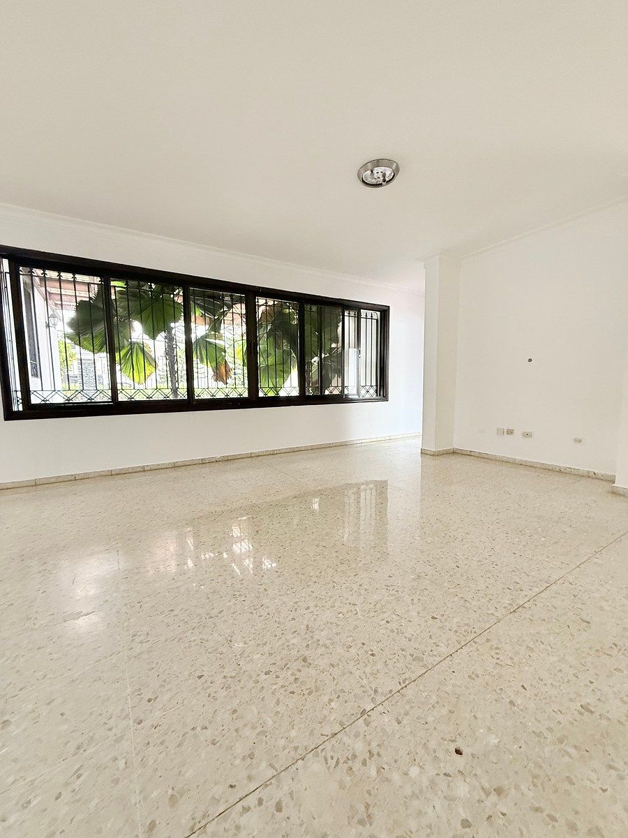 Casa en Altos de Arroyo Hondo II, Santo Domingo Centro (Distrito Nacional), foto 8 de 19