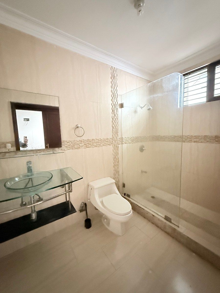 Casa en Altos de Arroyo Hondo II, Santo Domingo Centro (Distrito Nacional), foto 11 de 19