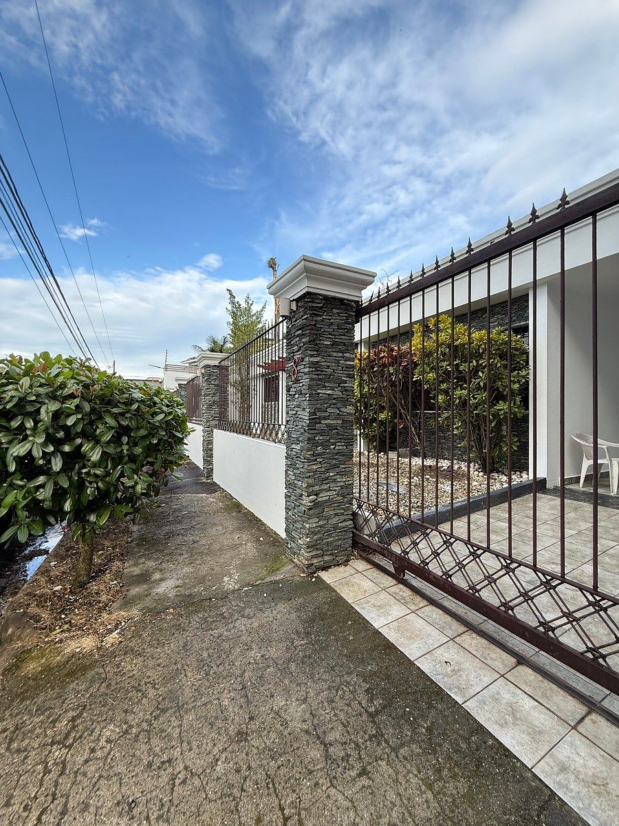 Casa en Altos de Arroyo Hondo II, Santo Domingo Centro (Distrito Nacional), foto 14 de 19
