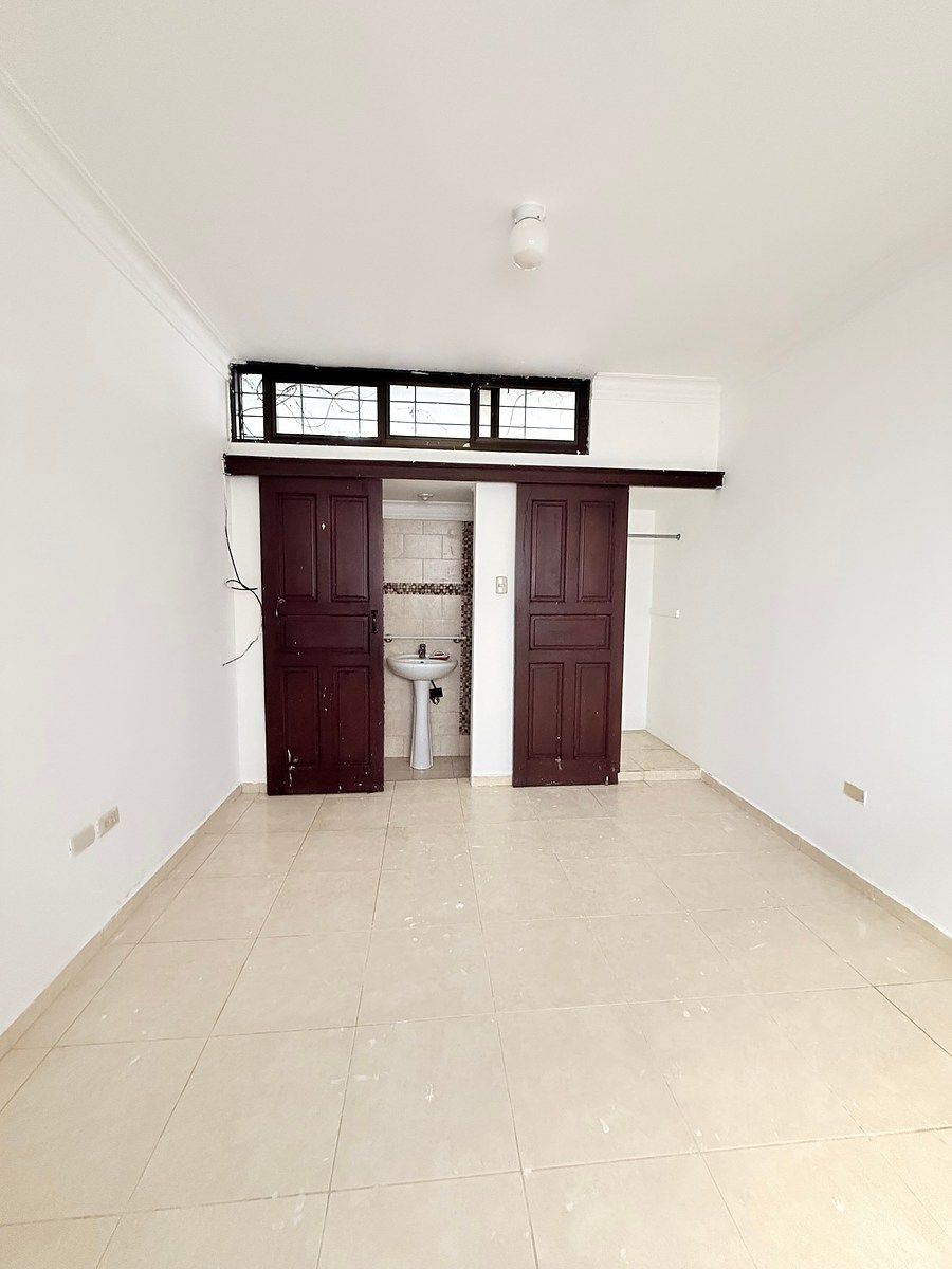 Casa en Altos de Arroyo Hondo II, Santo Domingo Centro (Distrito Nacional), foto 16 de 19