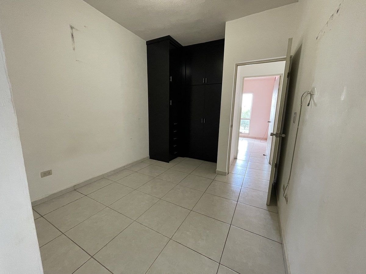 6 de 16: Habitación