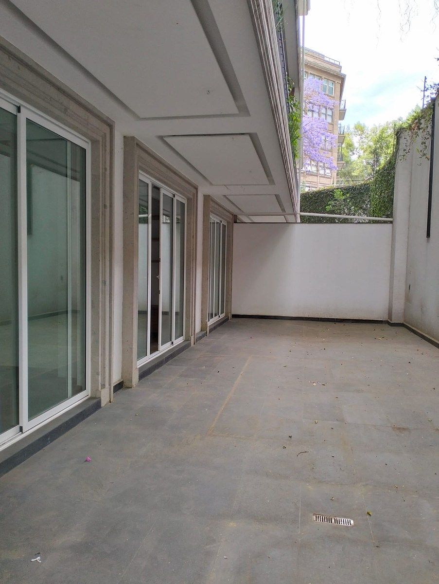 1 of 15: Patio Interior