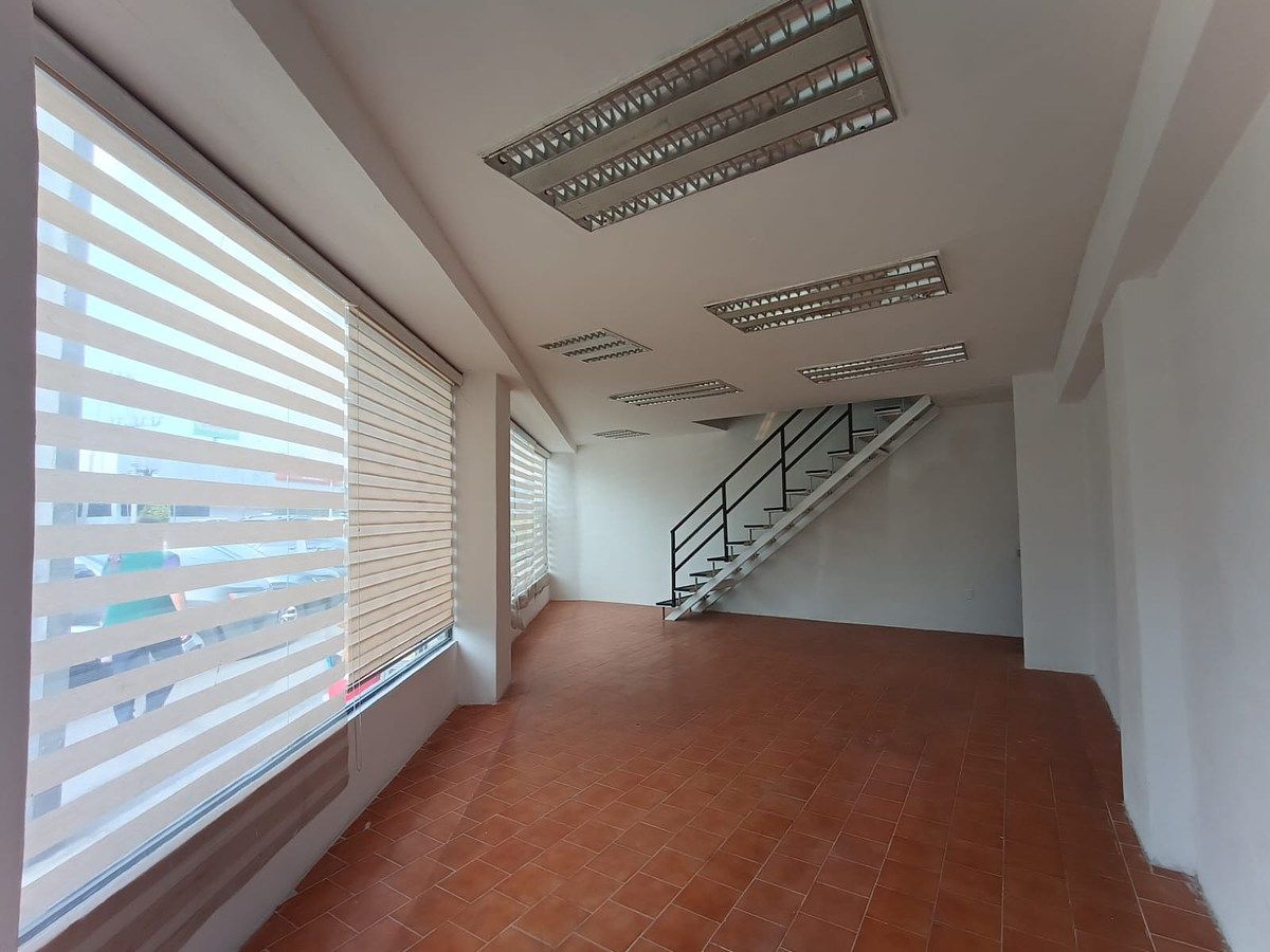 2 de 9: Local comercial en Renta Los Girasoles Rayo Vende ®