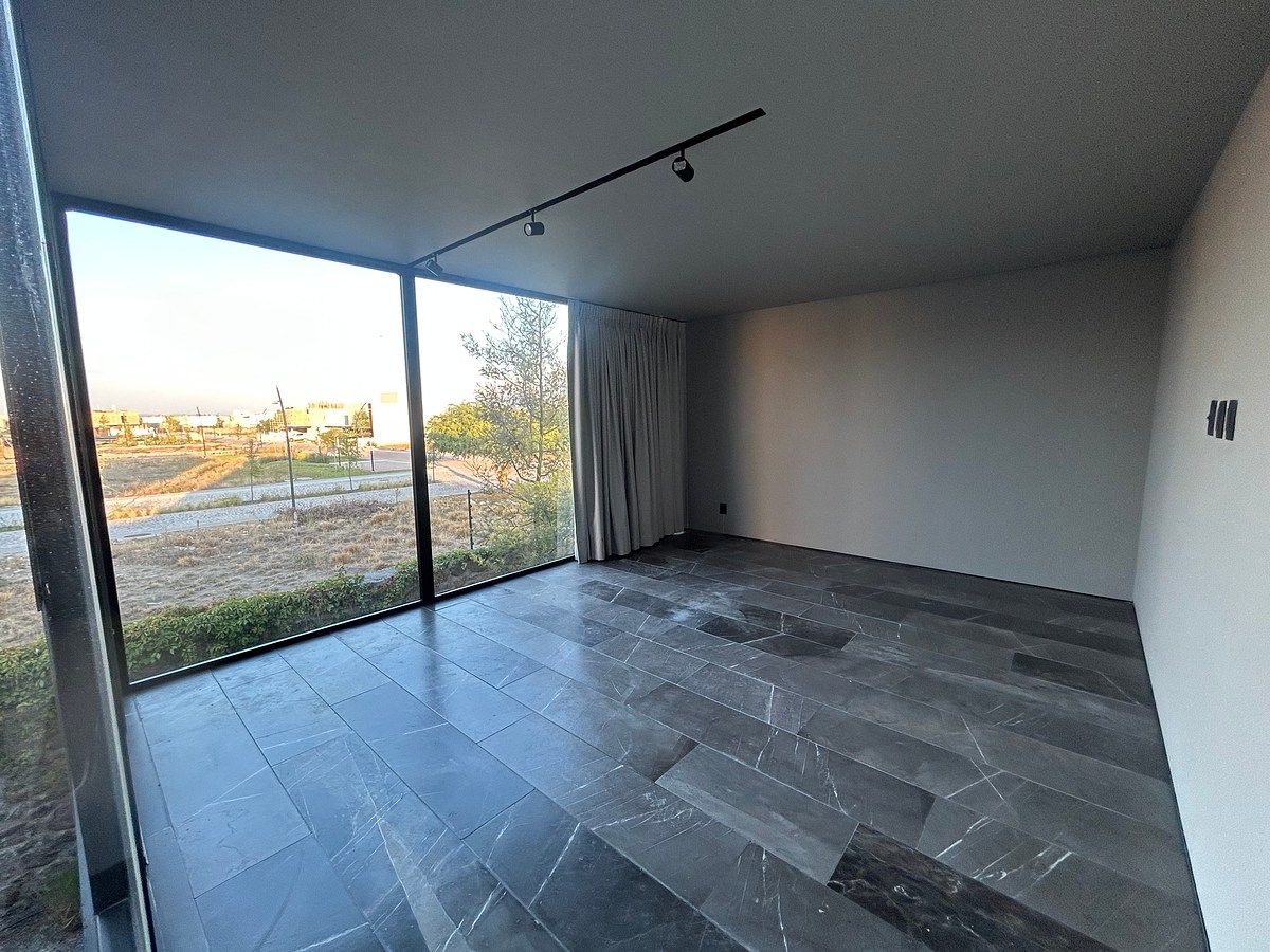 13 of 26: Habitación