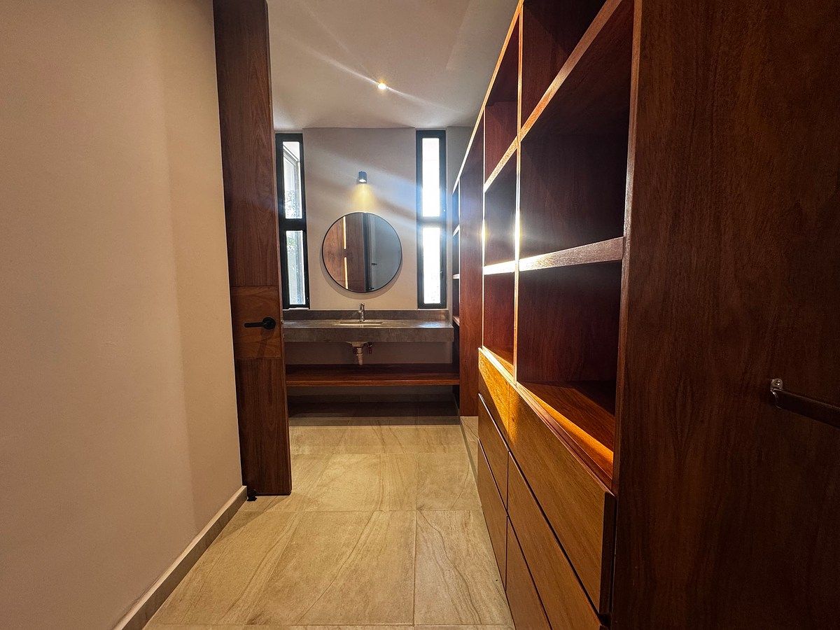 Vestidor, photo 26 of 34