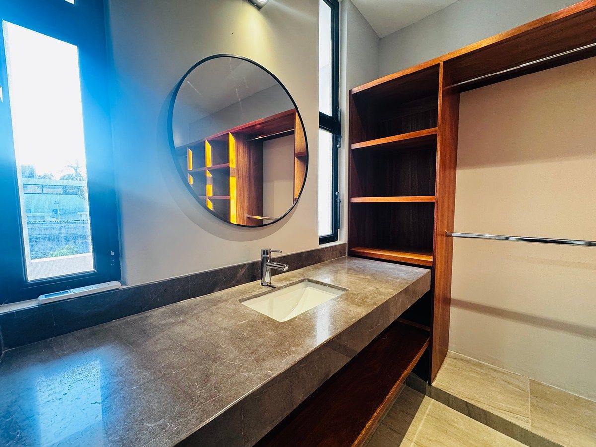 Baño principal, photo 25 of 34