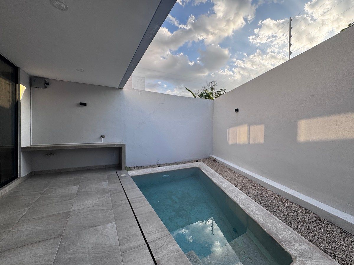 Piscina, photo 19 of 34