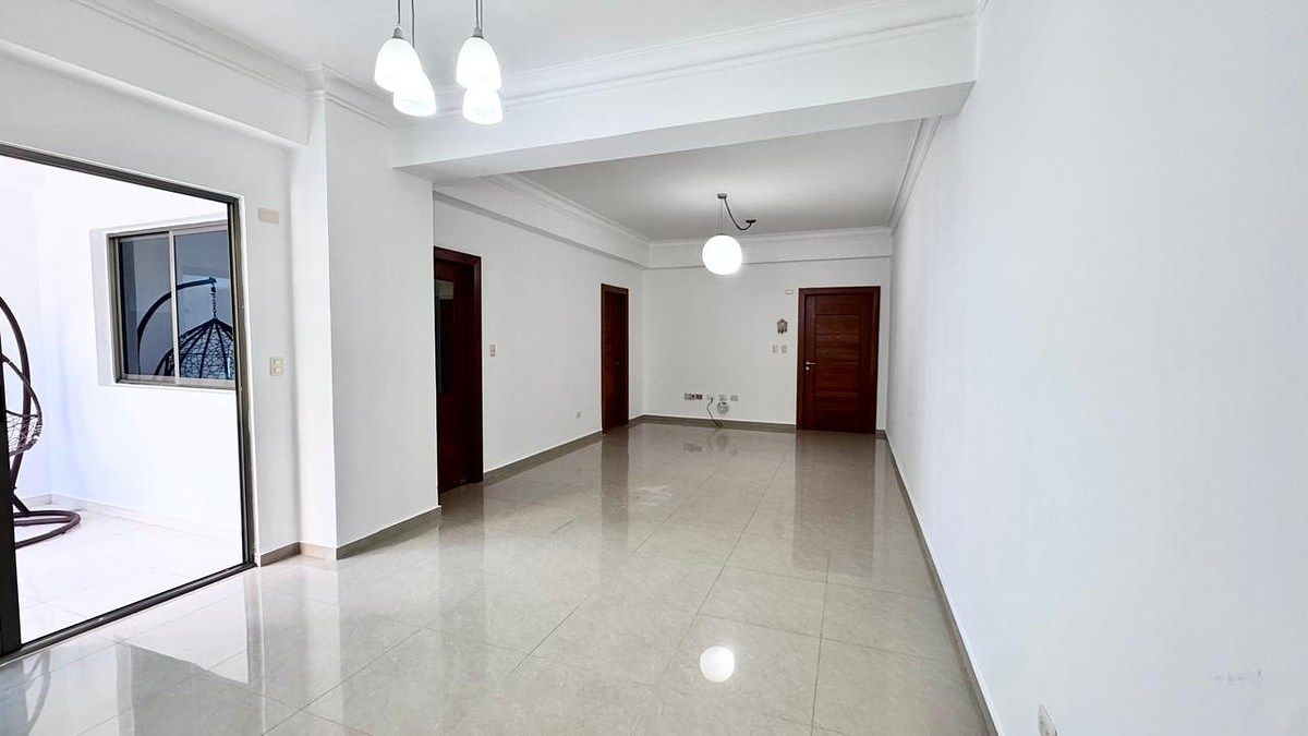 1 de 12: Sala- Comedor