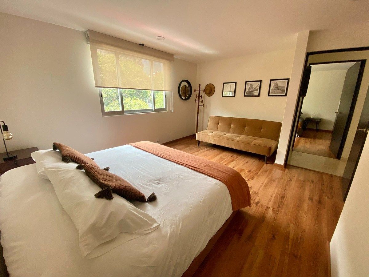 11 of 21: Recamara Secundaria