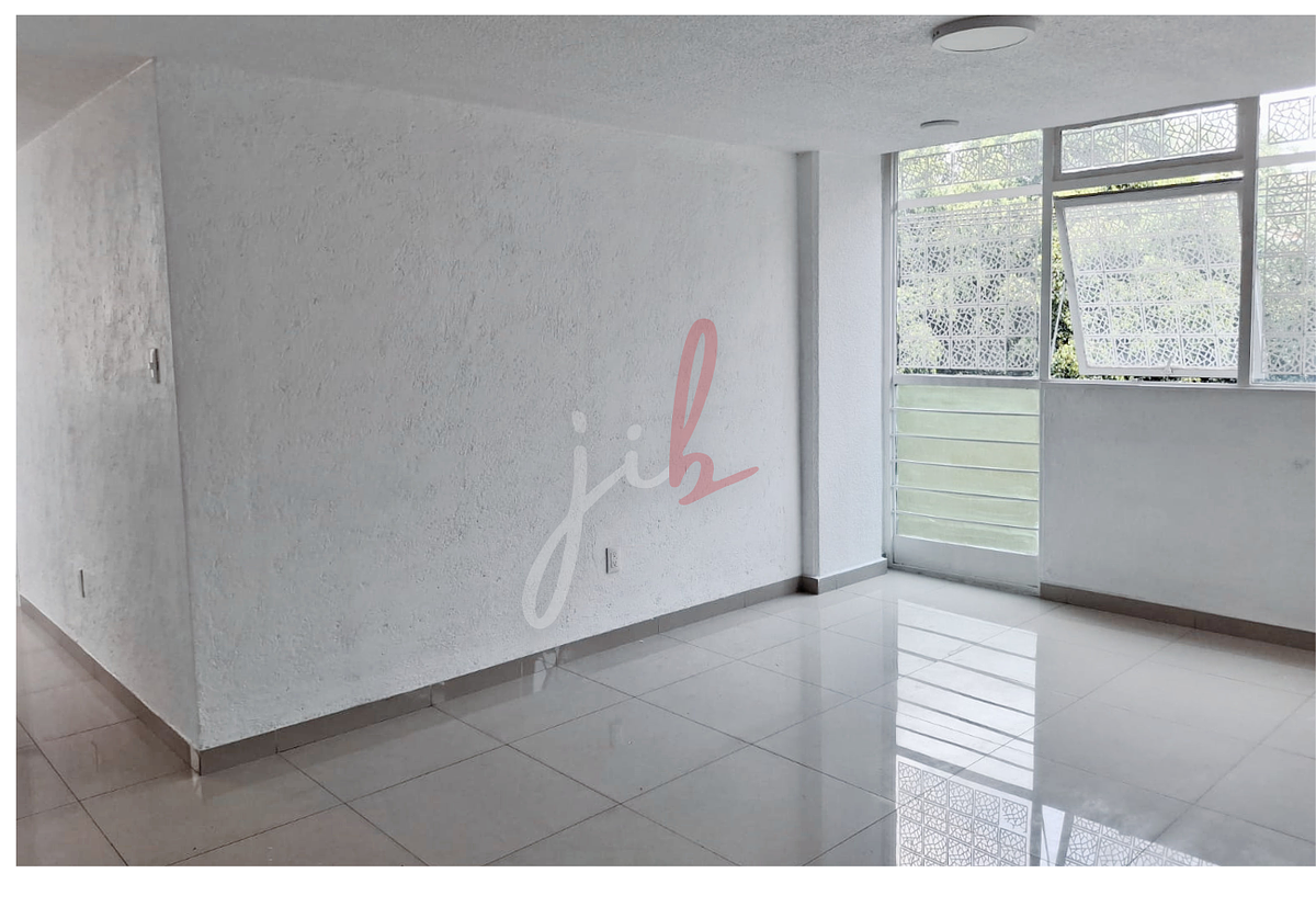 1 of 16: Estancia vista lateral