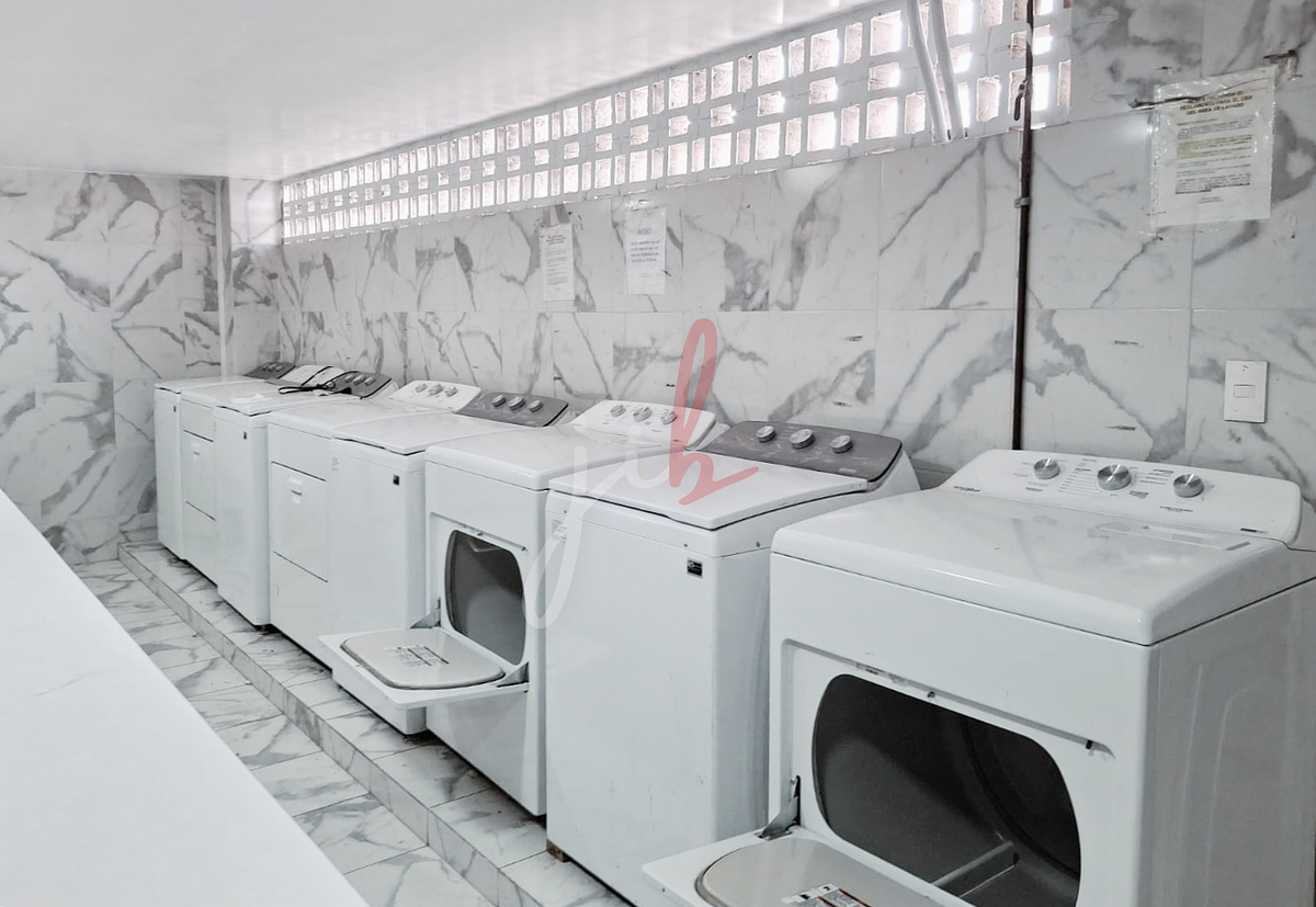 14 of 16: Área común para lavado