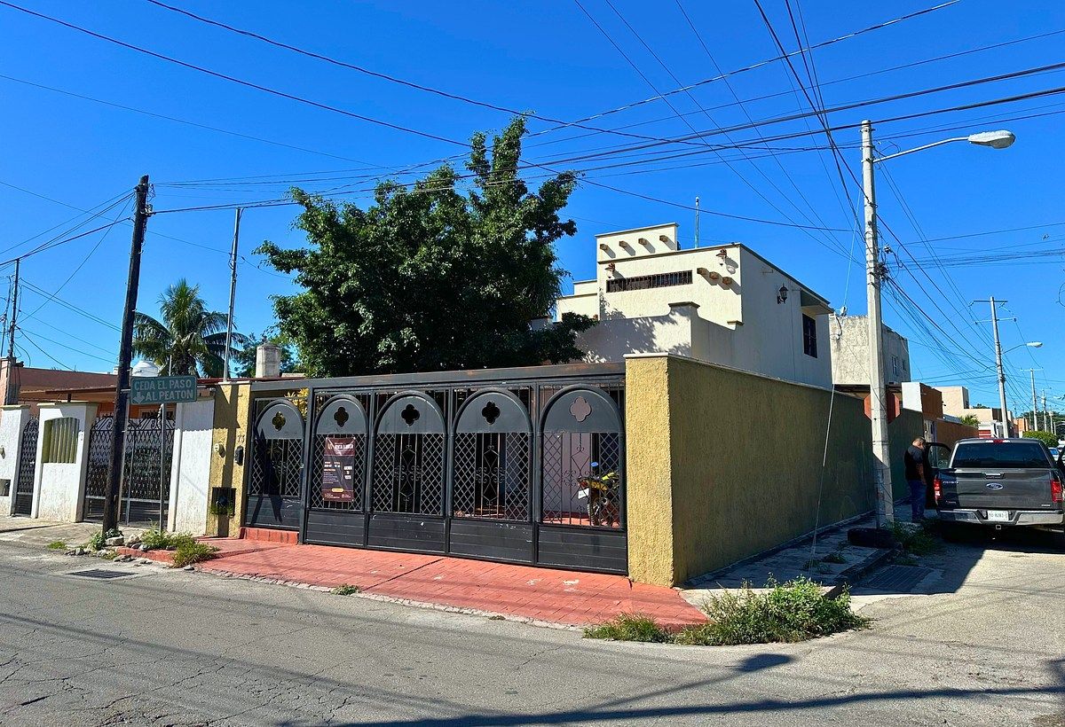 1 de 28: Fachada exterior