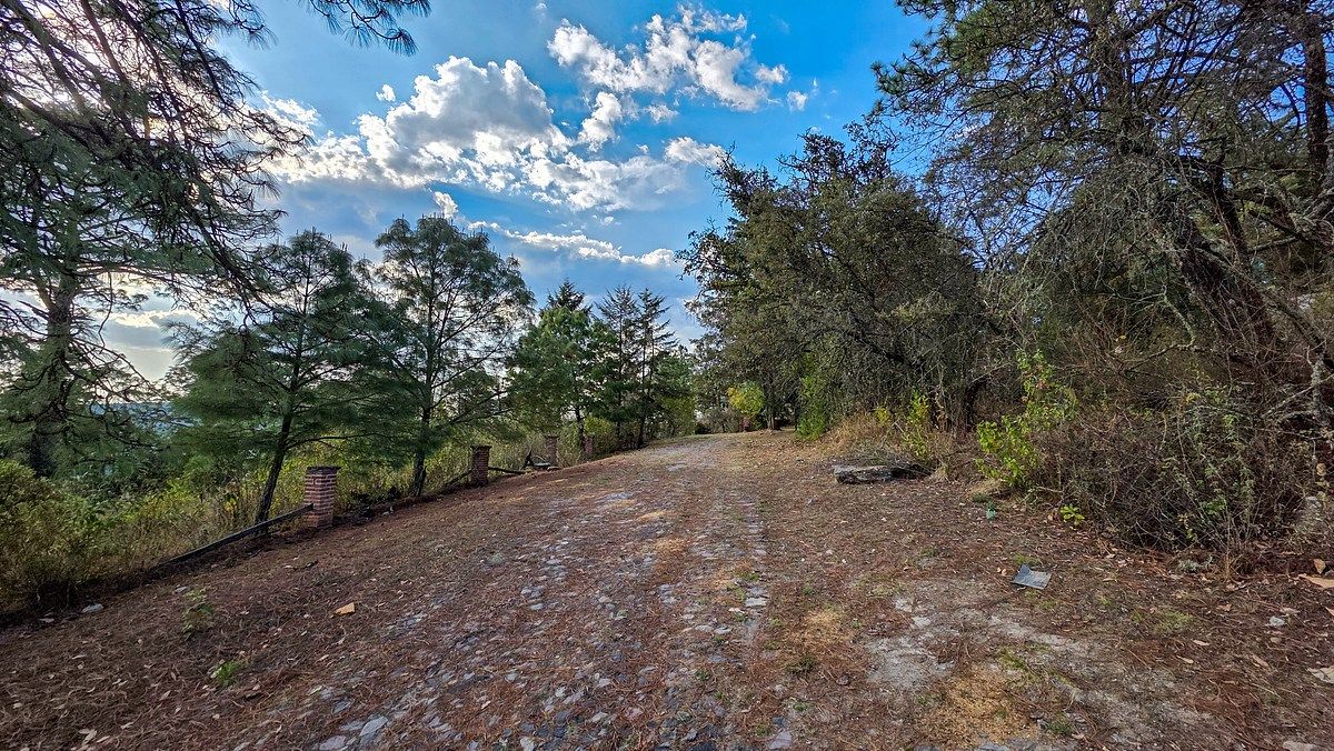 Terreno en venta en Pinares Tapalpa - foto 2