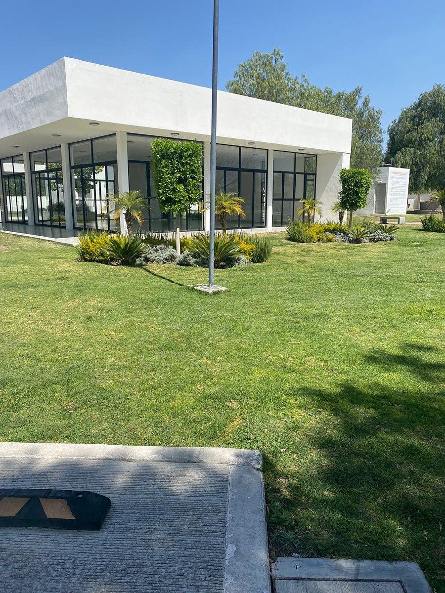 34 of 34: Salón de usos múltiples