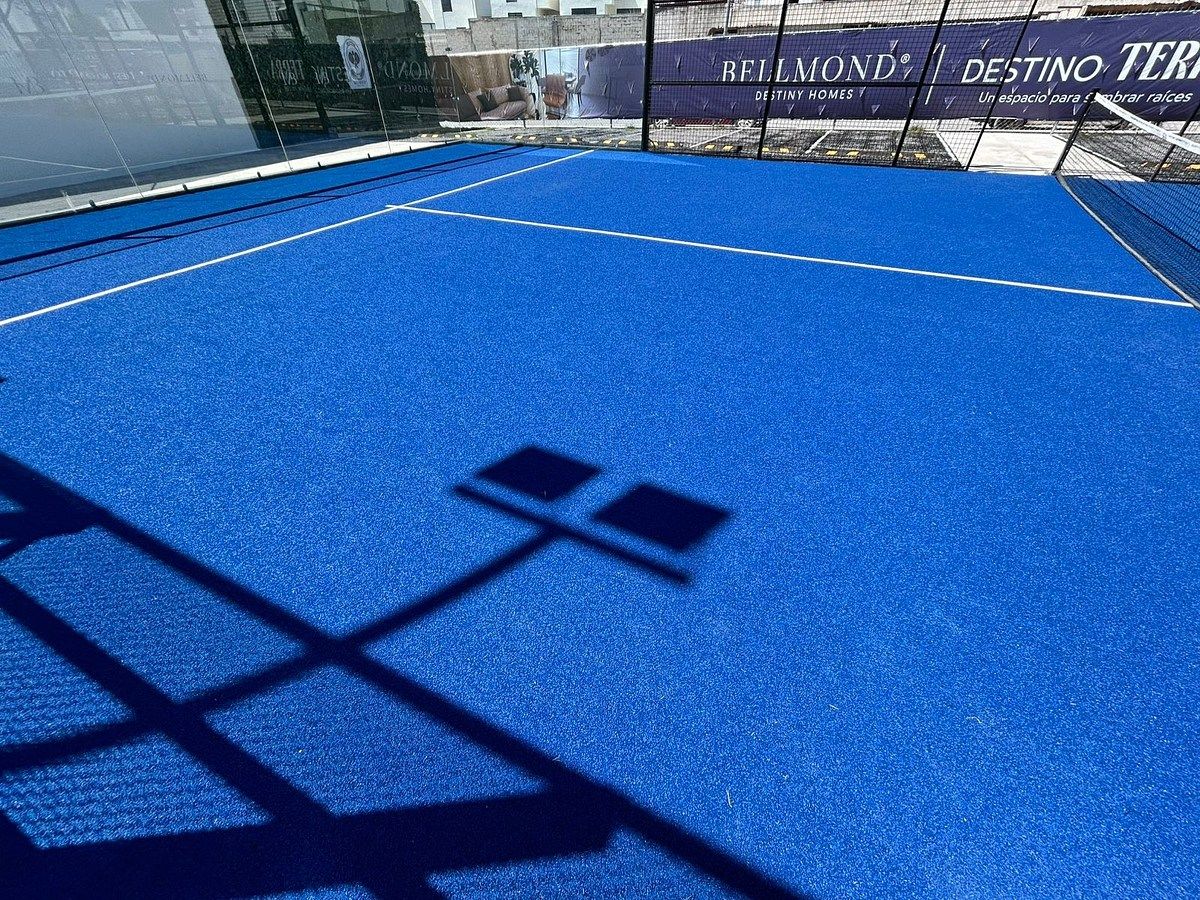 10 of 11: cancha de padel
