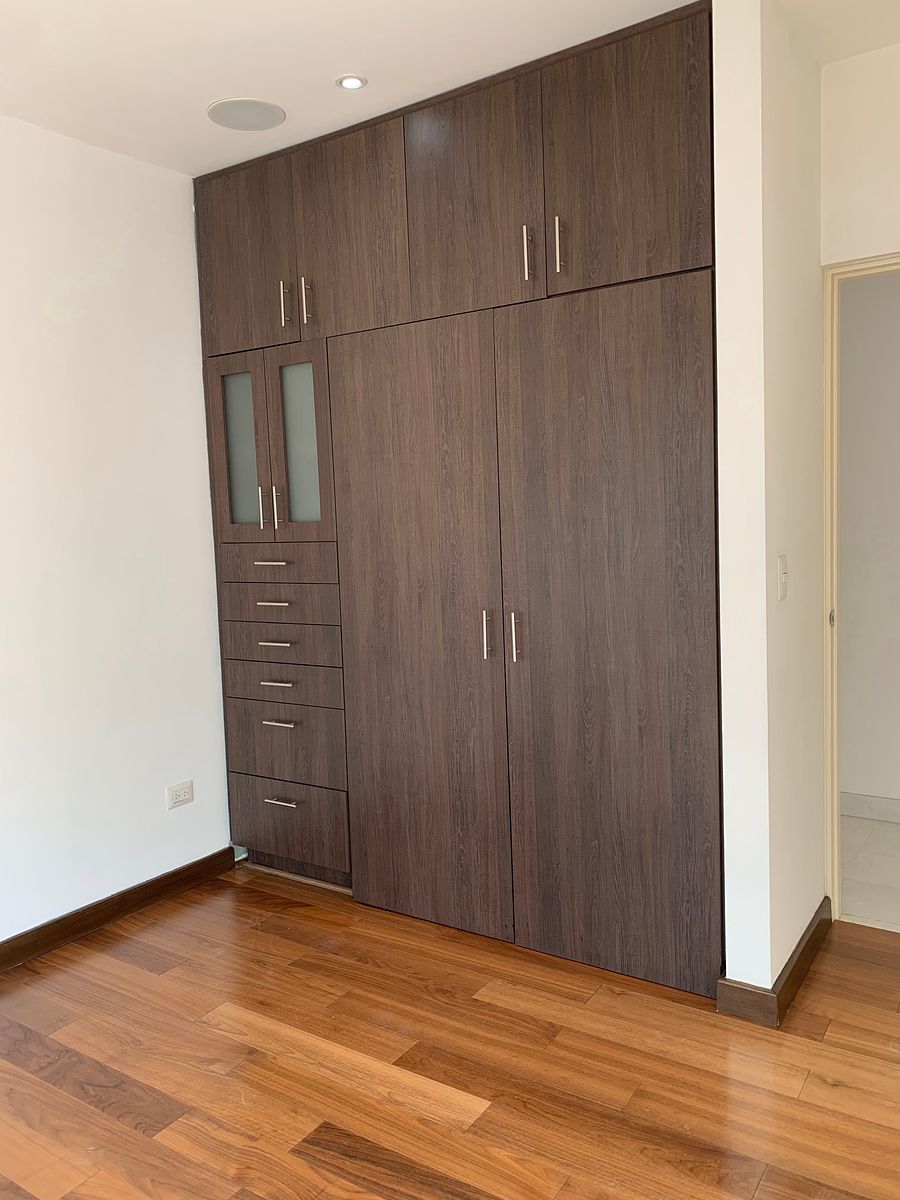 9 de 15: Closet Recámara #2