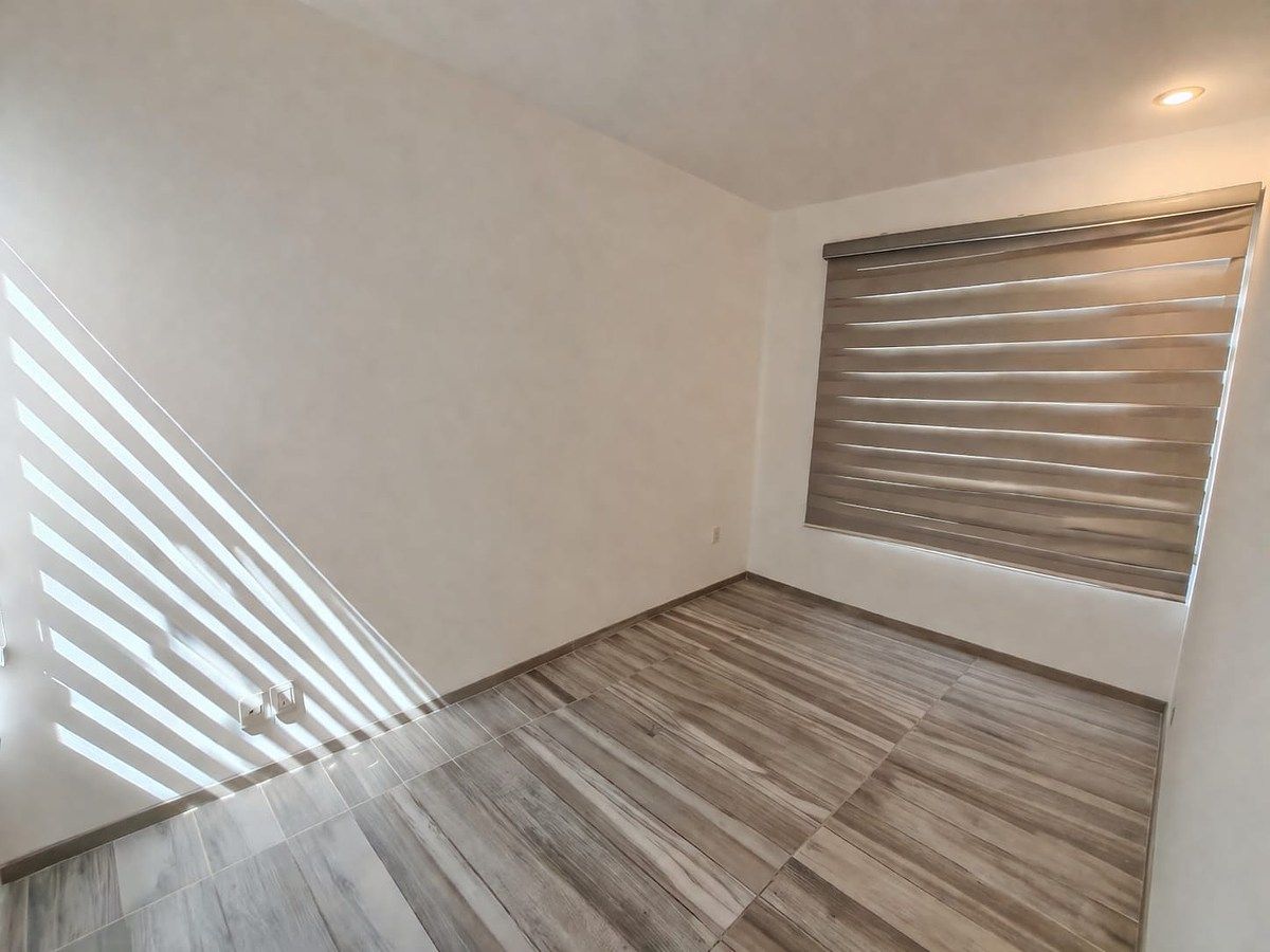 9 de 16: 2NDA RECÁMARA