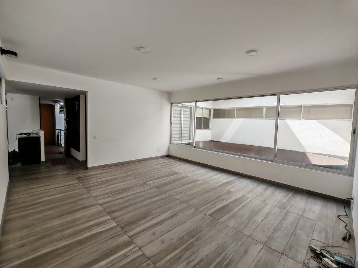 14 de 16: SALA/COMEDOR