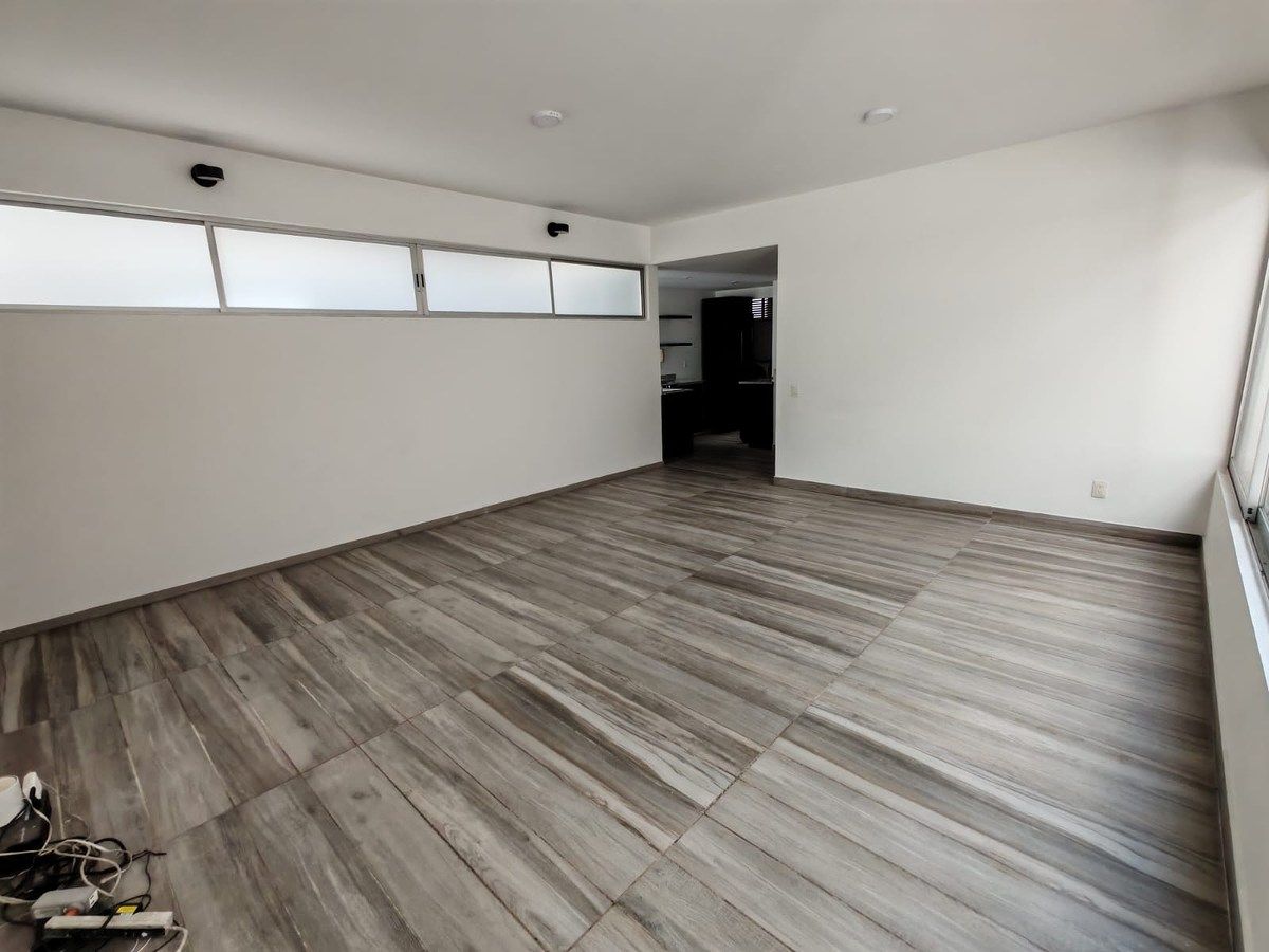 16 de 16: SALA/COMEDOR