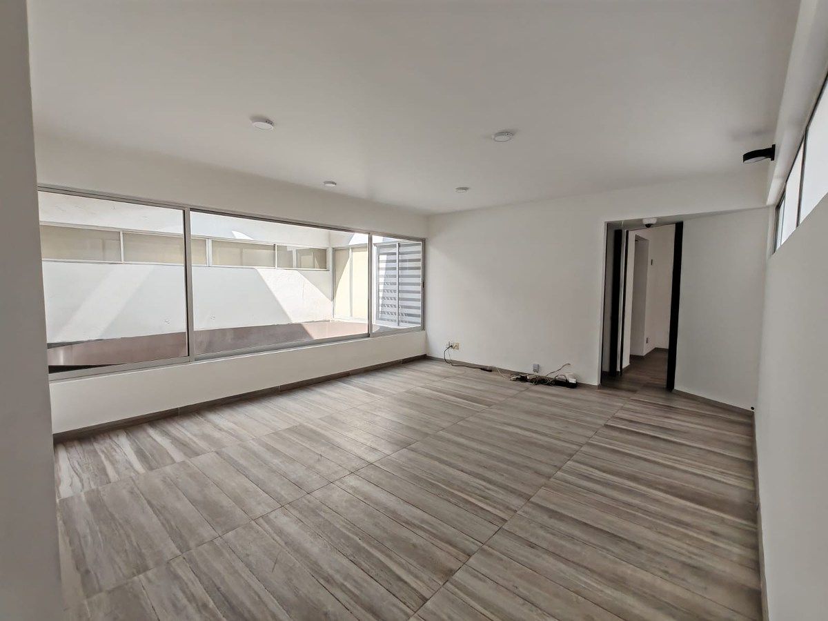 15 de 16: SALA/COMEDOR