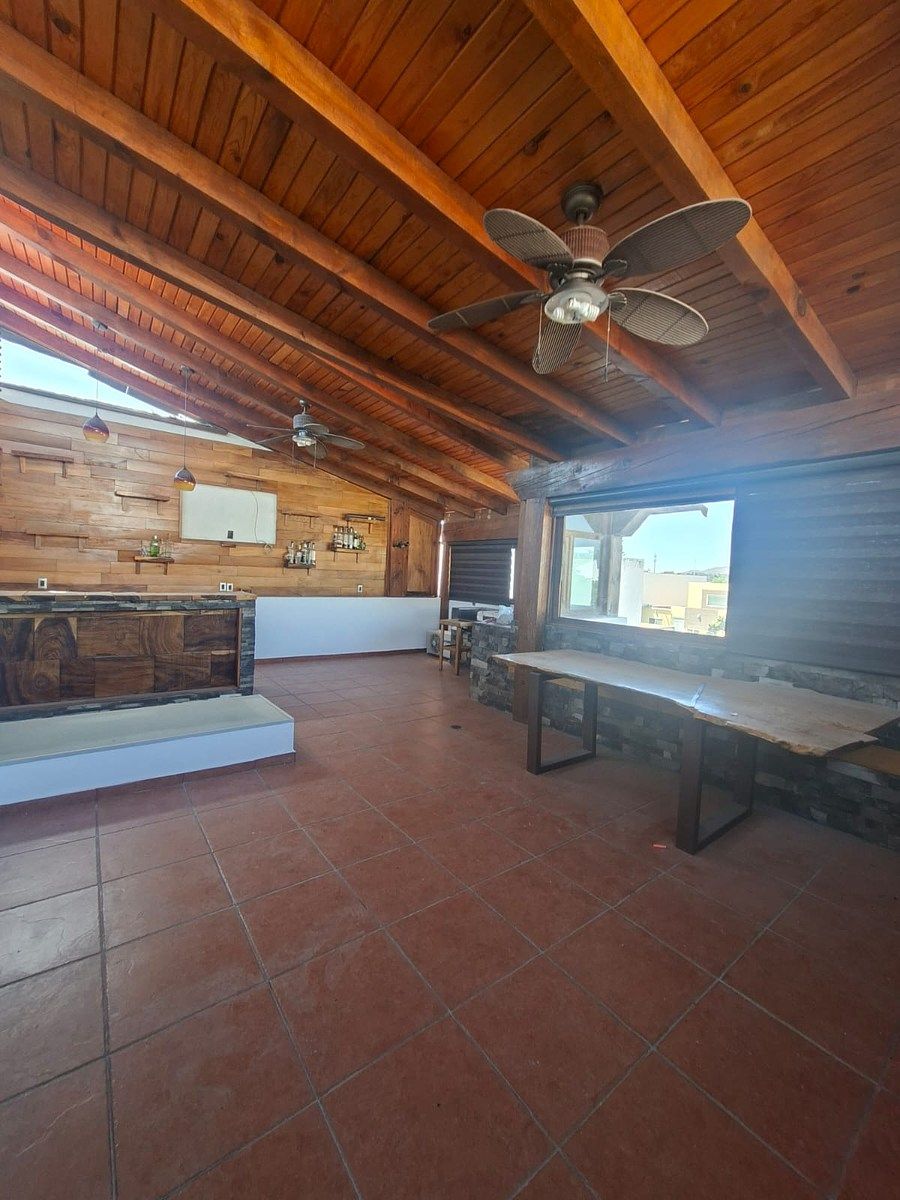 21 de 26: terraza planta alta