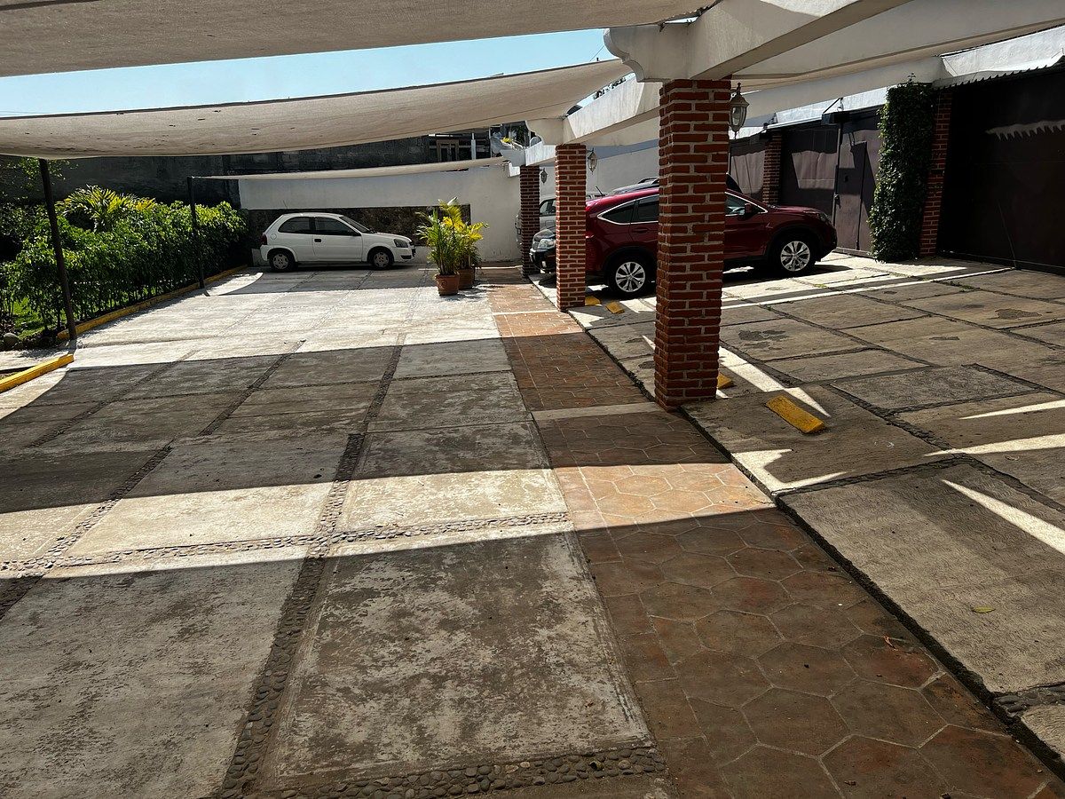 30 de 30: Estacionamientos