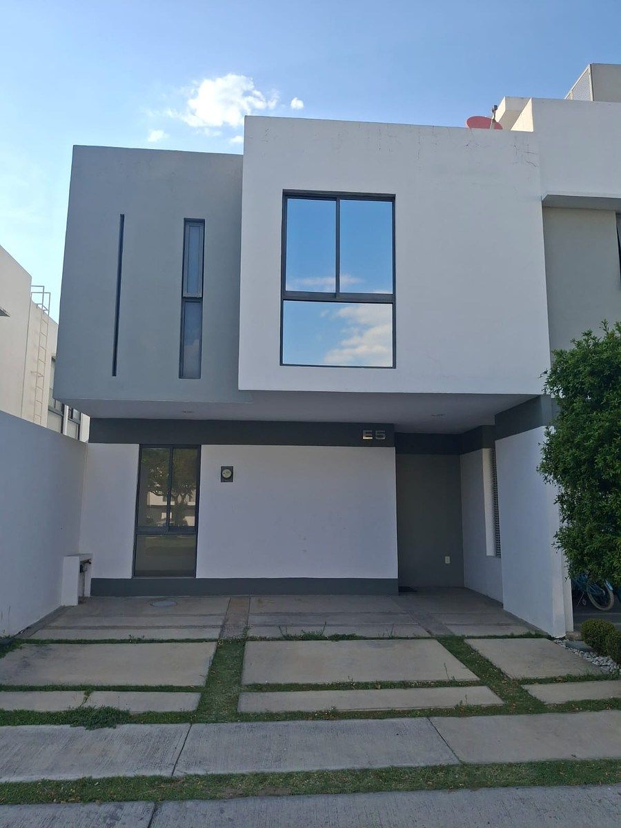 Casa en Venta y Renta Las Grullas, Tlajomulco de Zúñiga, Jalisco., foto 1 de 31